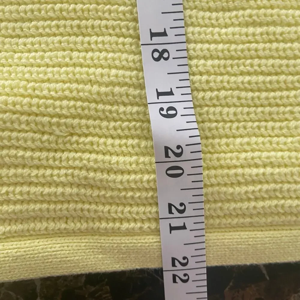 Boxy Cropped Knit Sweater NWT + Gold Tone Necklace | Cotton Blend Y2K Top M